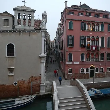 Ca'isidoro Bed & Breakfast Venedig